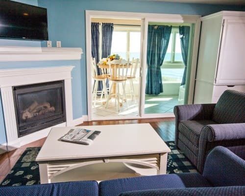 The Edgewater Beach Resort – photo 2