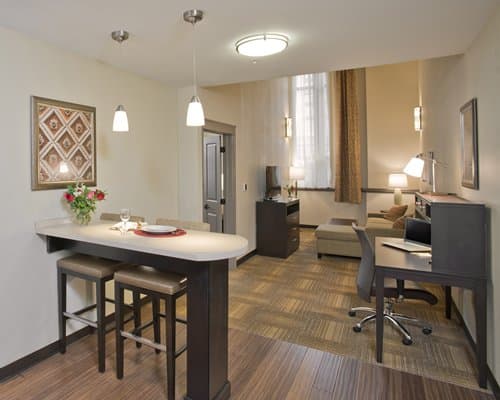 Staybridge Suites Baltimore Inner Harbor – photo 8