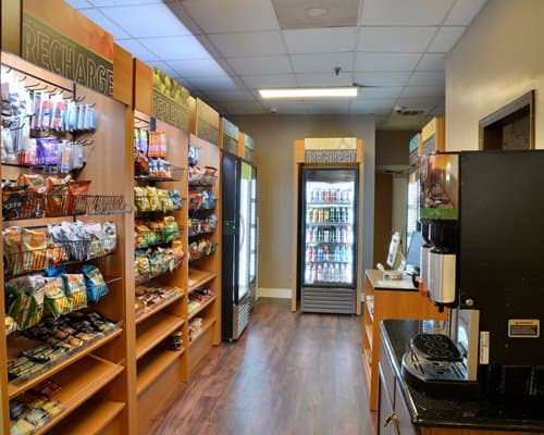 Holiday Inn Express Hotel & Suites- North – photo 9