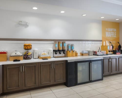 Hampton Inn & Suites Jekyll Island – photo 9